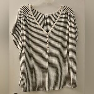 Old Navy Black and Cream Striped V-Neck Top